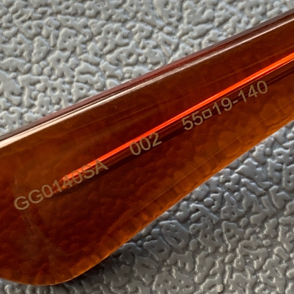 NEW Gucci sunglasses! - Picture 4 of 4